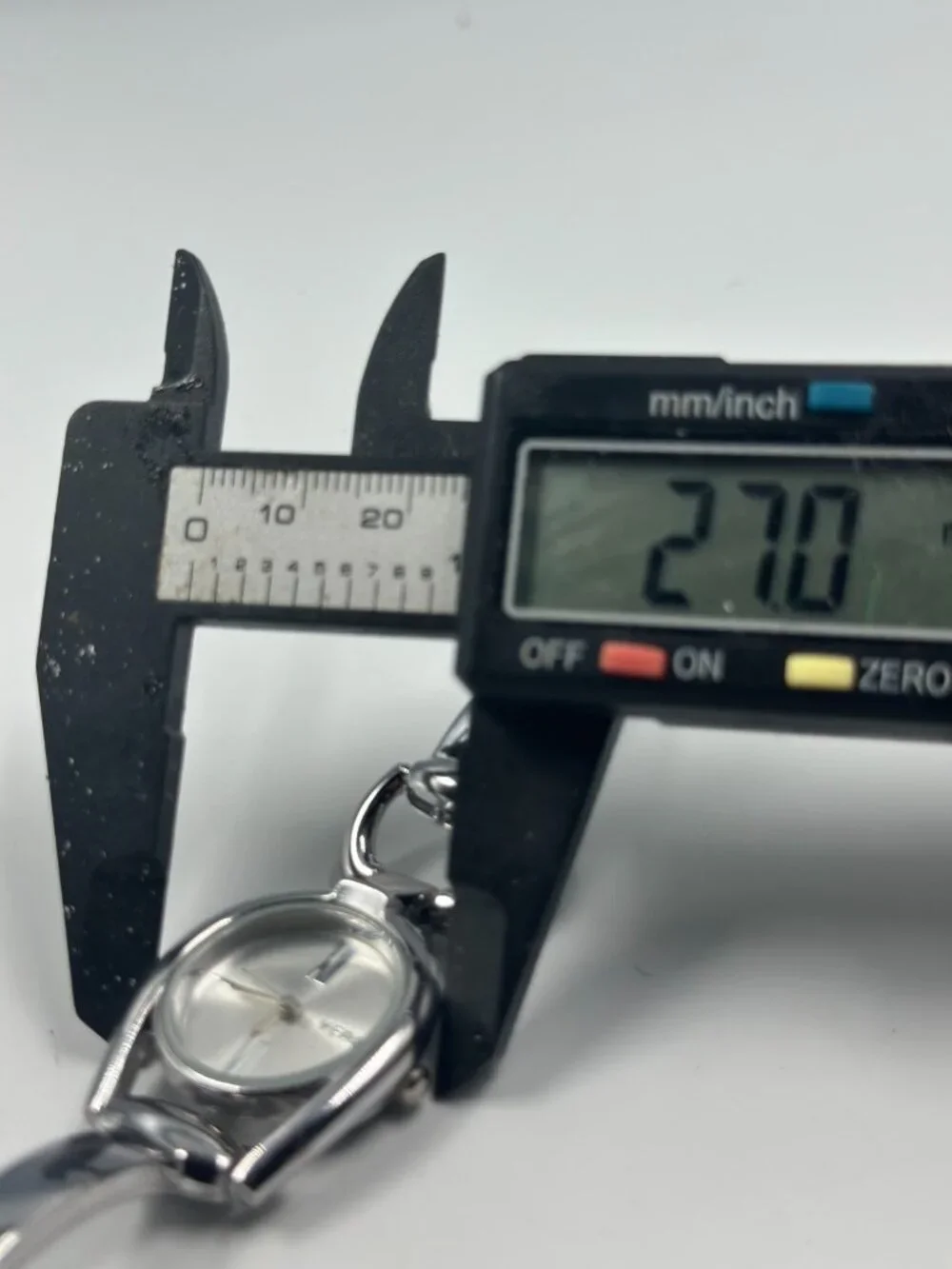 3/$30 YFan Watch Women Silver Tone Horsebit Style Dial New Battery 7.5 